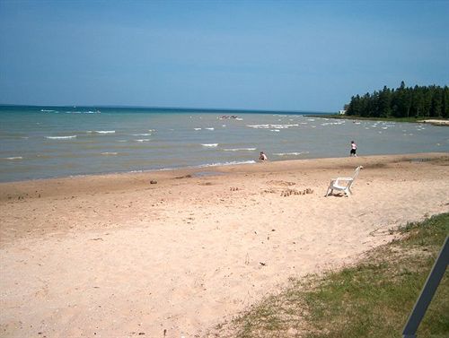 North Winds Motel Mackinaw Stadt Exterior foto